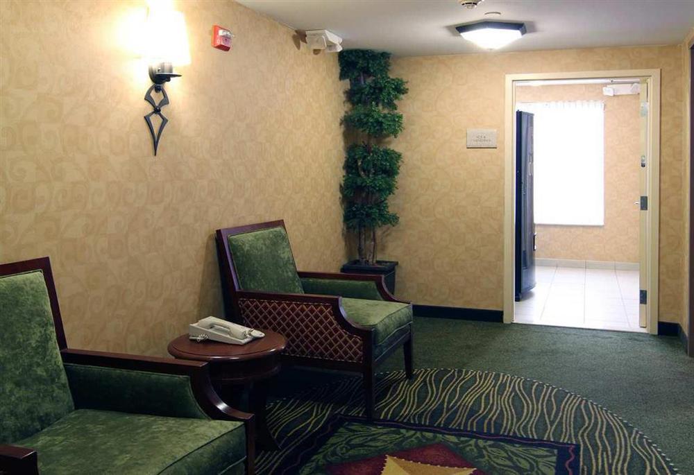 Hilton Garden Inn-Newburgh/Stewart Airport Interior photo