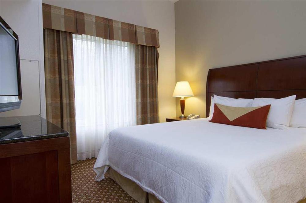 Hilton Garden Inn-Newburgh/Stewart Airport Room photo